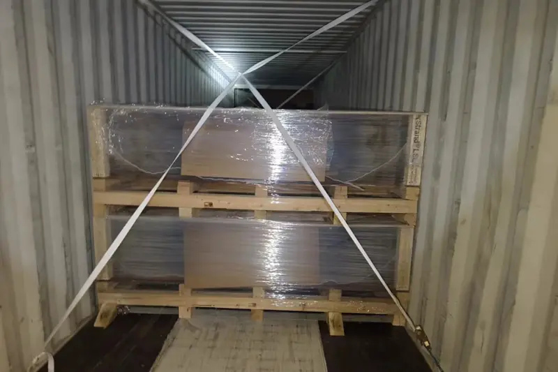 wooden pallet for butterfly valve